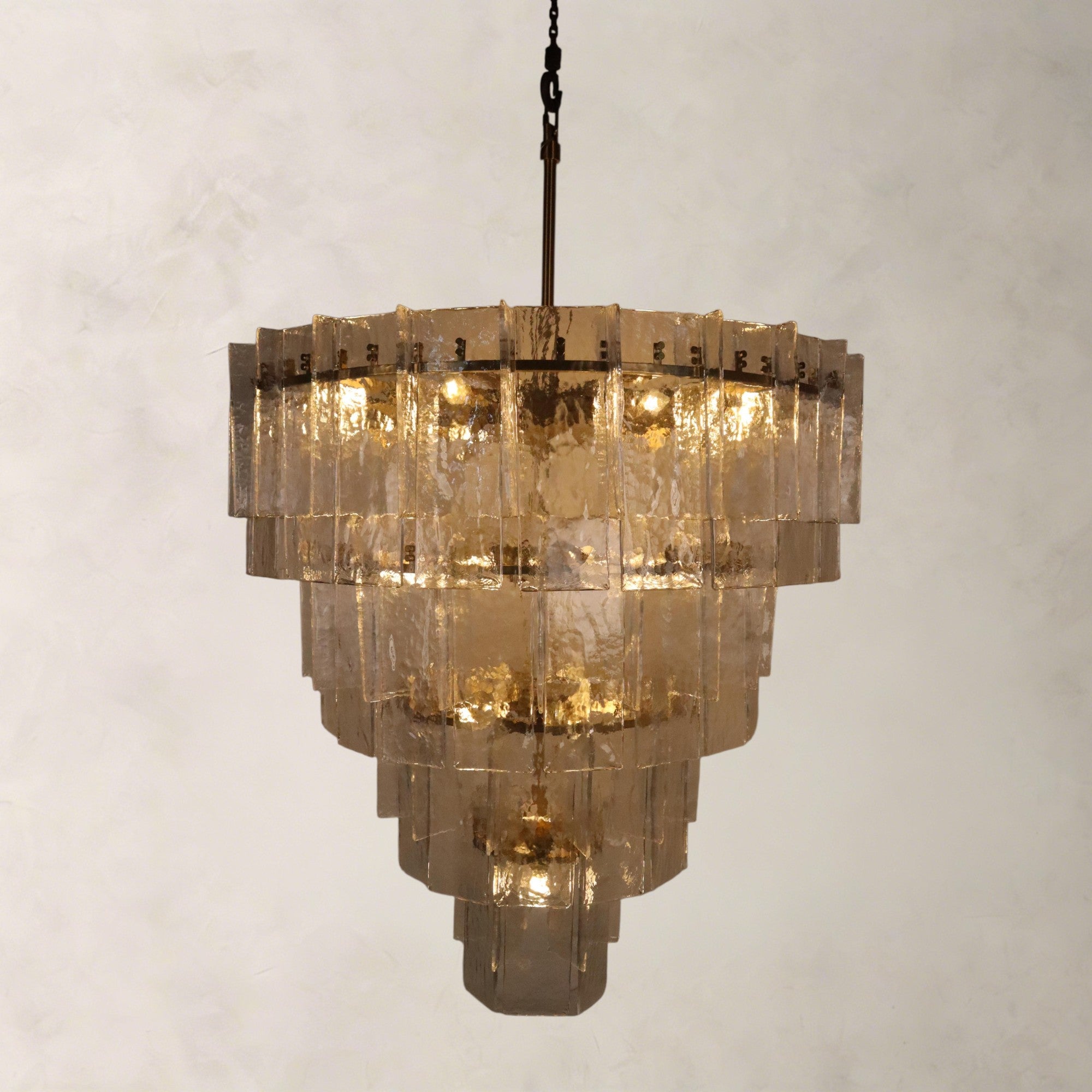 Fade Hour 4 Tidr Round chandelier