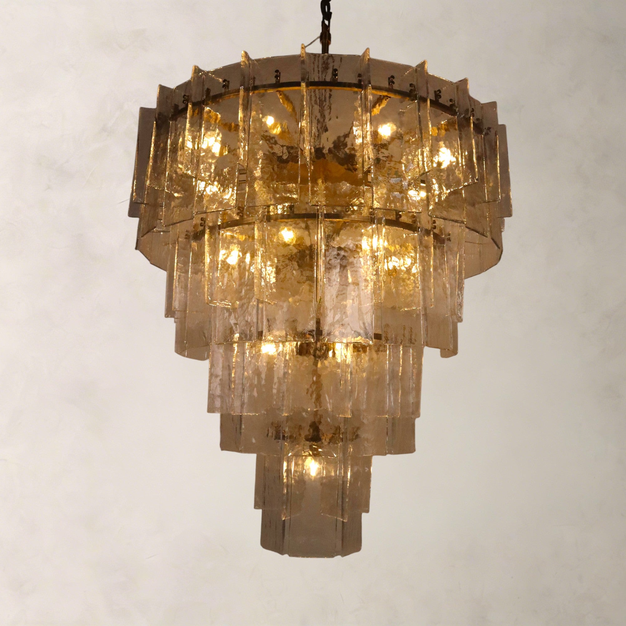 Fade Hour 4 Tidr Round chandelier