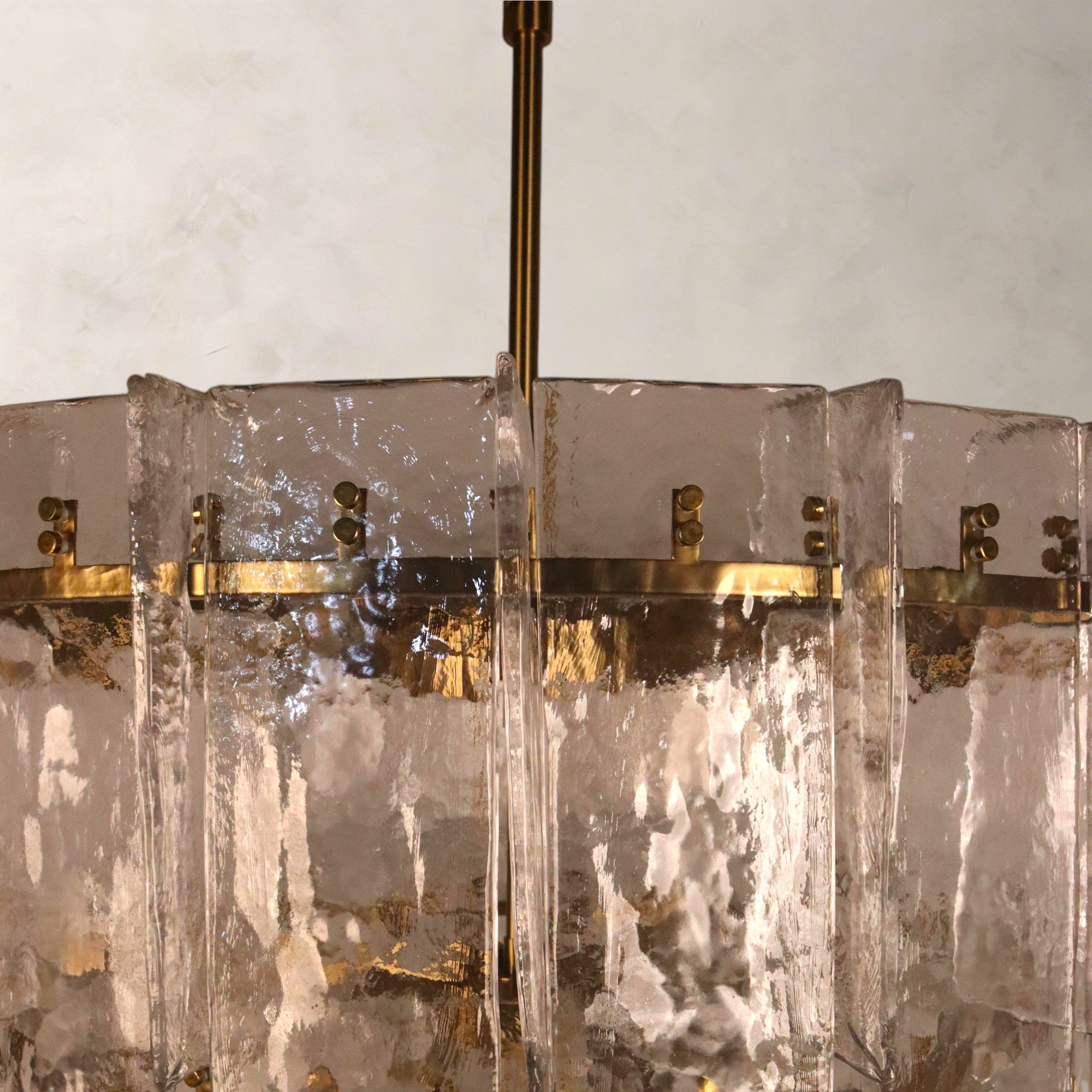 Fade Hour 4 Tidr Round chandelier